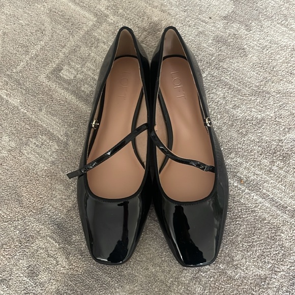 Black Patent Leather Mary Jane Flats - Picture 6 of 7
